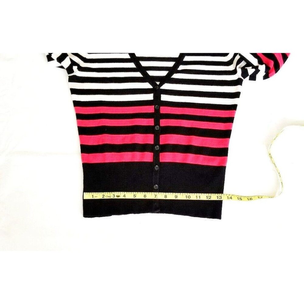 Maurices Women’s White Red Black Striped 3/4 Sleeve Cardigan Sweater Size Medium - Picture 7 of 9